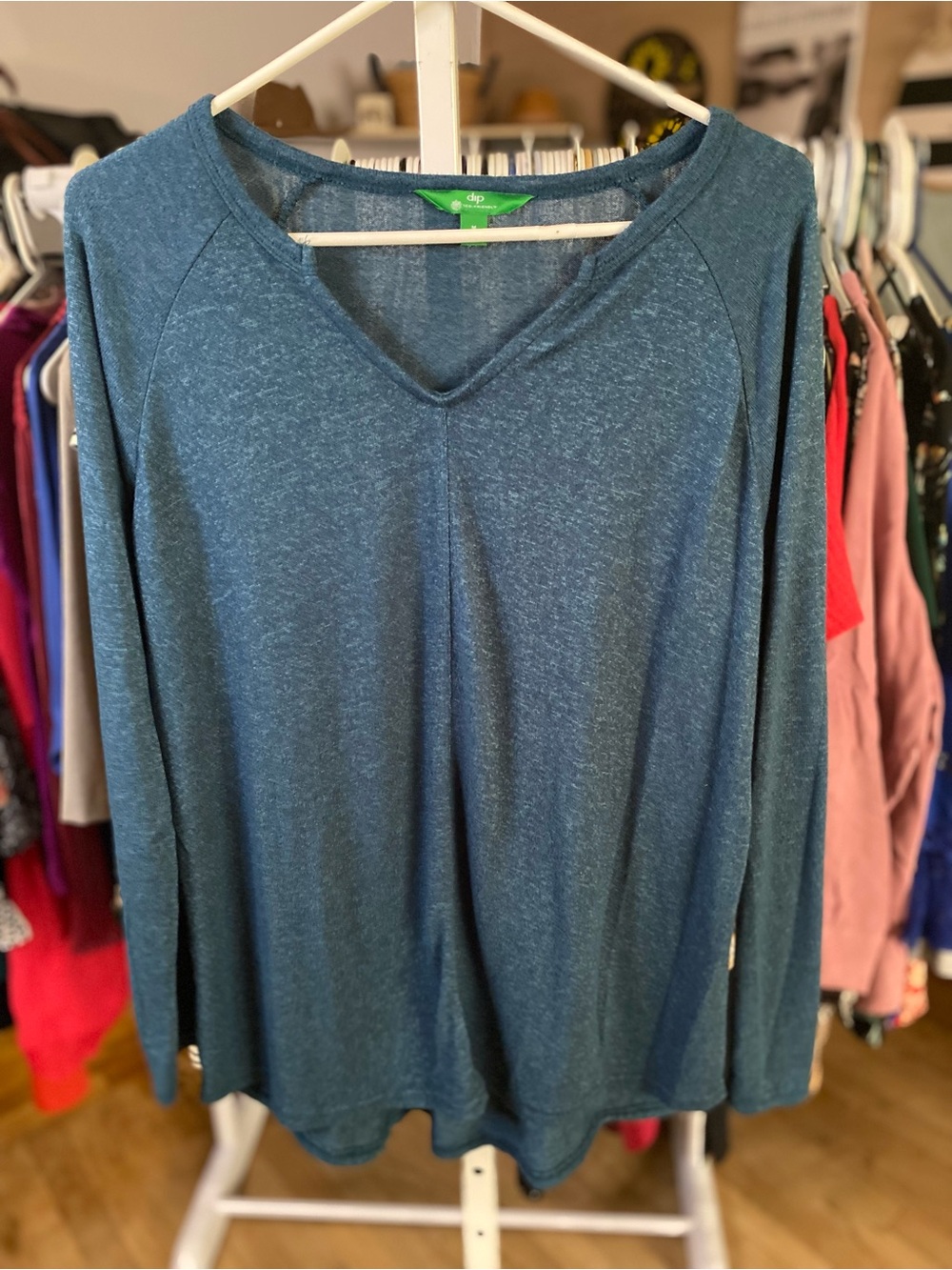 dip Teal V-Neck Long Sleeve Top